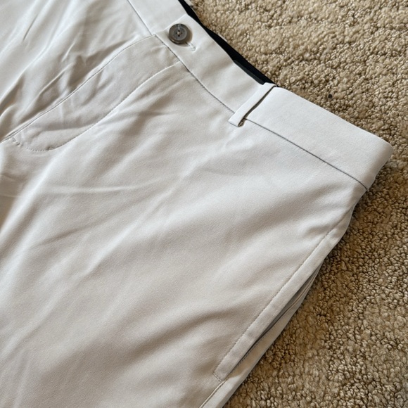Nike Golf Dri-Fit Shorts - Picture 2 of 6